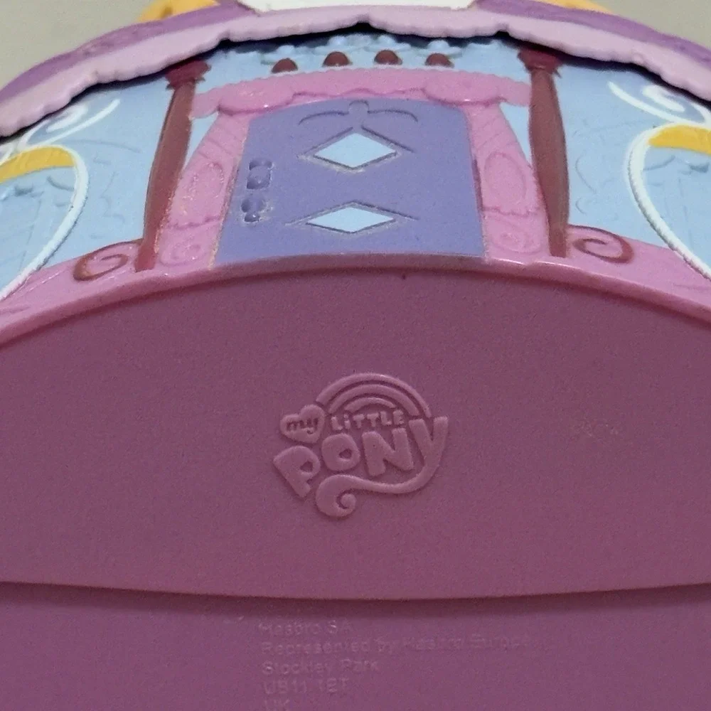 My Little Pony Rarity Carousel Booktique Figure Accessories Toy Set Hasbro B1372